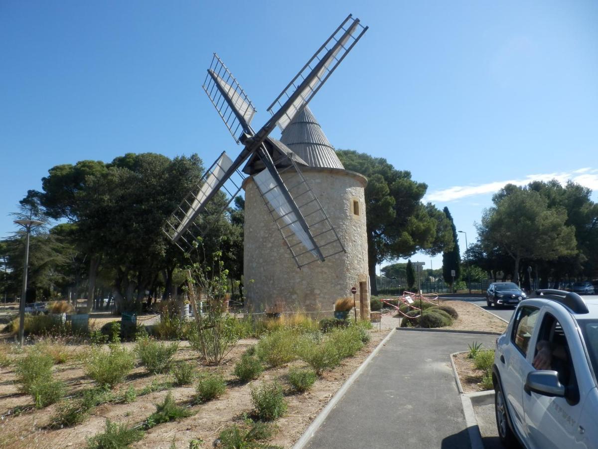 Mas Les Vieux Chenes Bed & Breakfast Lambesc Bagian luar foto